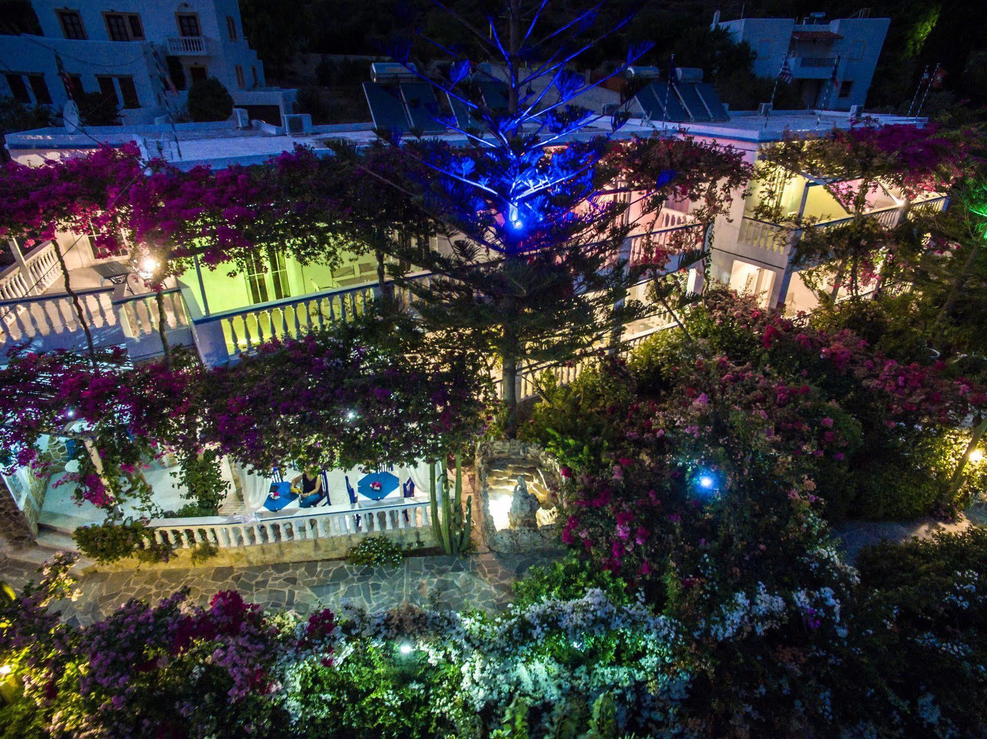 Angelika Aparthotel Álinda Kültér fotó